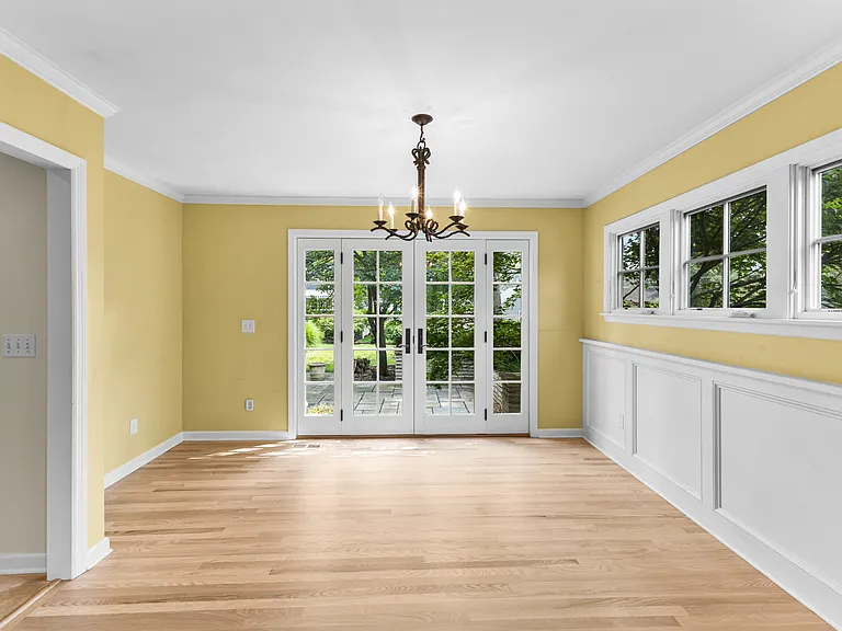 123 W Clearview Ave — Photo 12