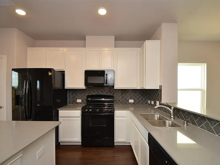 3210 Harmony Creek Ln — Photo 7