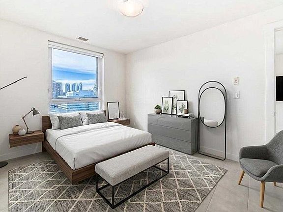 4th image of 303 N 13th Ave SW #1410