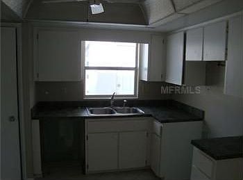 4th image of 770 Barber Cir