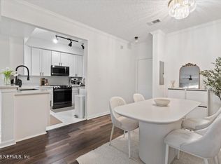 8539 GATE Parkway W #9404, Jacksonville, FL 32216