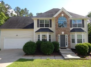 585 Carlton Dr, Palmetto, GA 30268