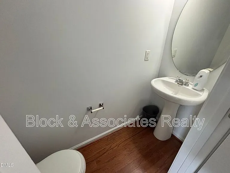 101 Red Bird Dr — Photo 20