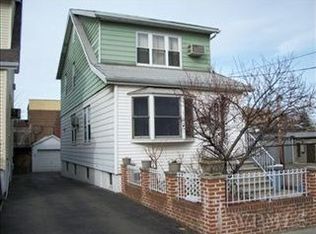 2915 Roberts Ave, Bronx, NY 10461