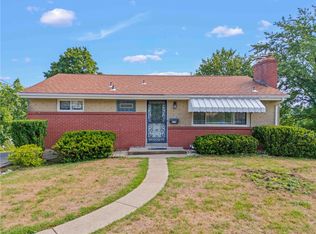 1416 Highland Villa Dr, Pittsburgh, PA 15234