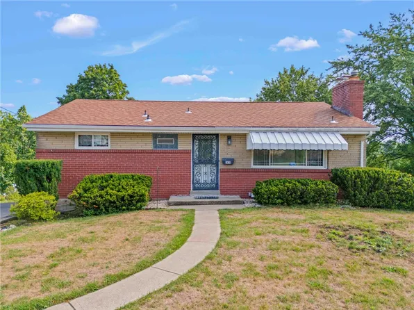 1416 Highland Villa Dr, Pittsburgh, PA 15234