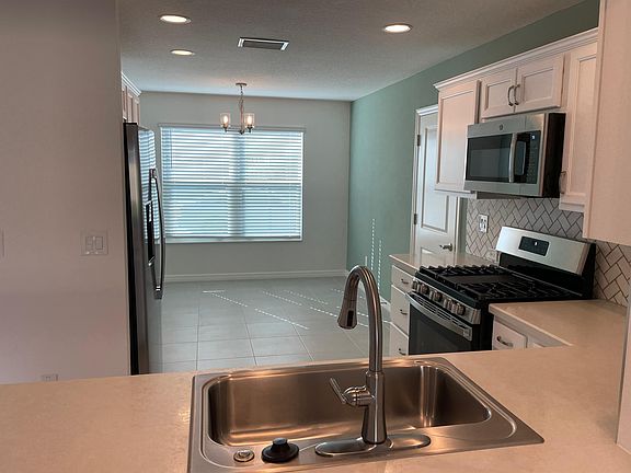 Kitchen & Nook
