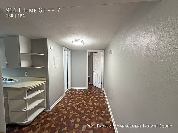 4th image of 936 E Lime St APT 7