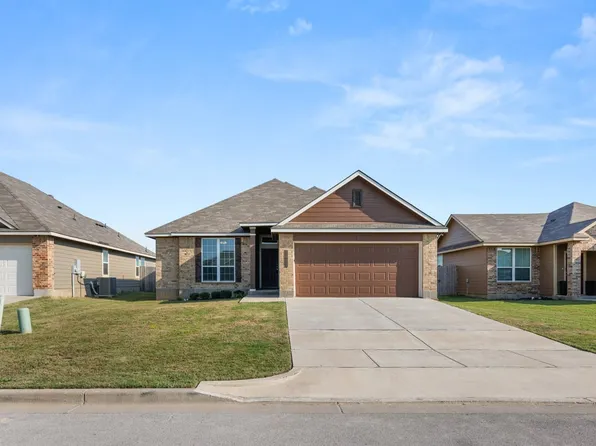 3821 Centerfire Rd, Waco, TX 76705