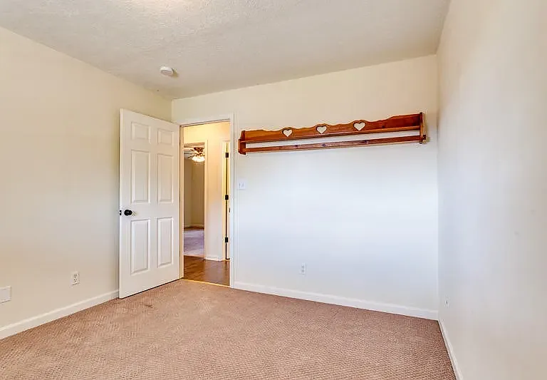 505 E Emerald Ave — Photo 11
