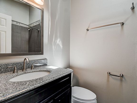 3rd image of 400 Madeira Cir