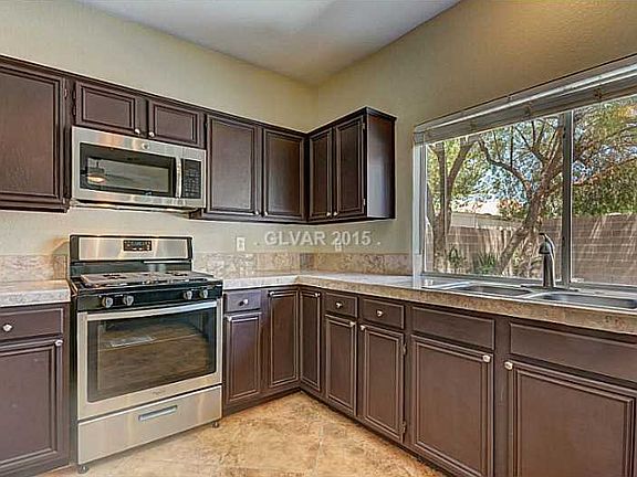 4th image of 7758 Brook Valley Dr