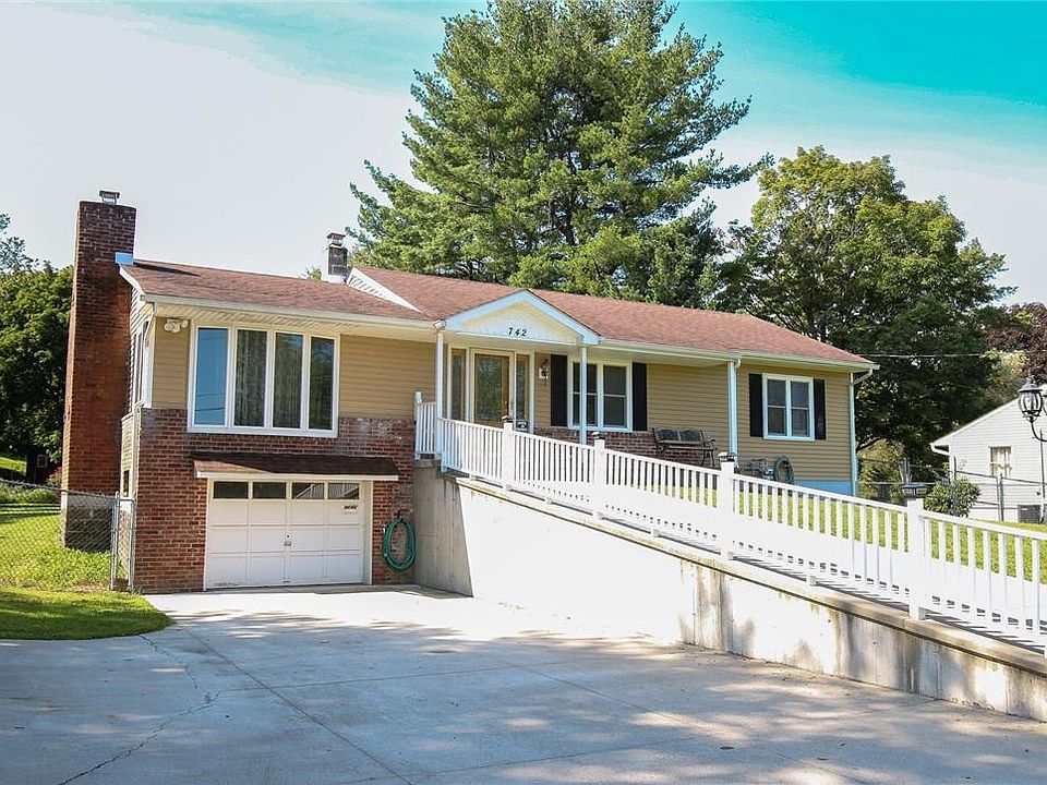 1st image of 742 California Avenue
