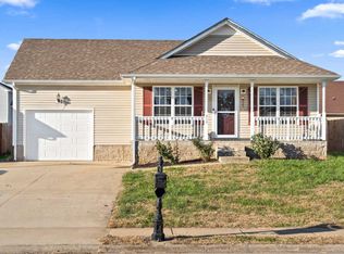 513 Fox Trot Dr, Clarksville, TN 37042
