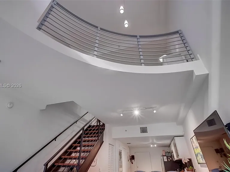 3339 Virginia St #323 — Photo 28