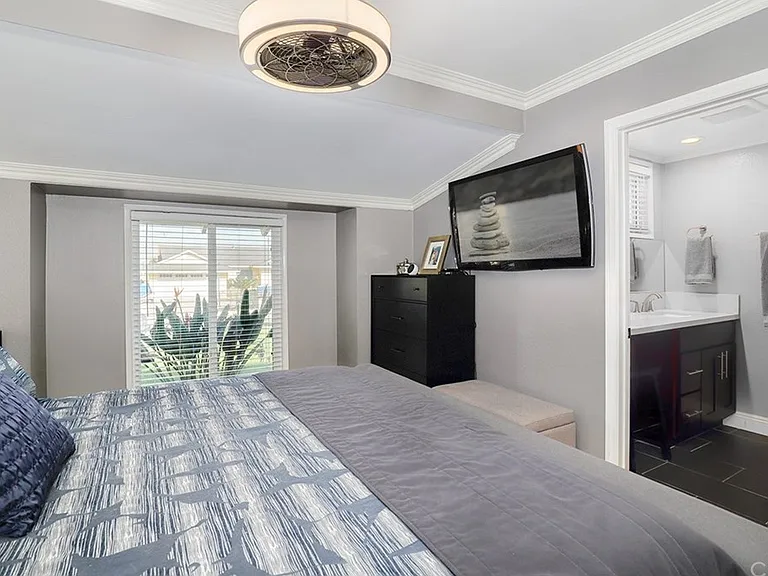 16130 Golden Lantern Ln — Photo 6