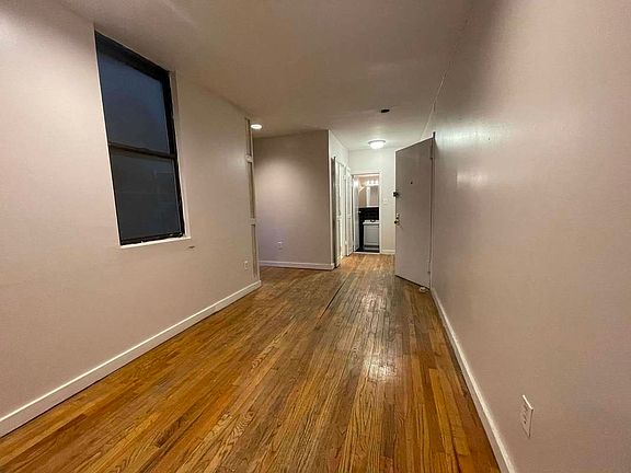 4th image of 100 W 83rd St APT 4F