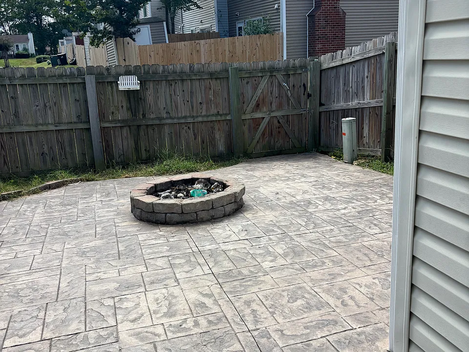 214 Newstead Dr