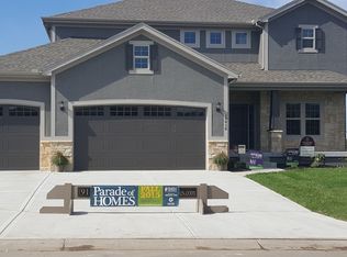 19416 Newcastle St, Spring Hill, KS 66083