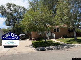 1020 Westwood Dr, Riverton, WY 82501