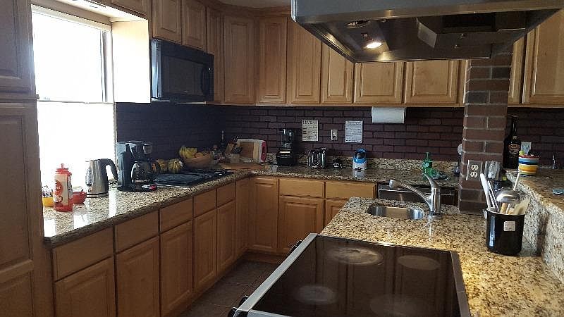 Create your favorite dish in this amazing Kitchen!