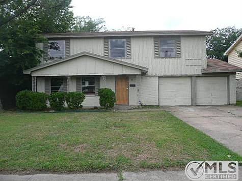 1st image of 1521 Algonquin Dr