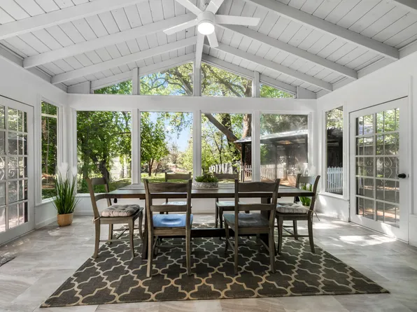 3091 Island Dr, Redding, CA 96001