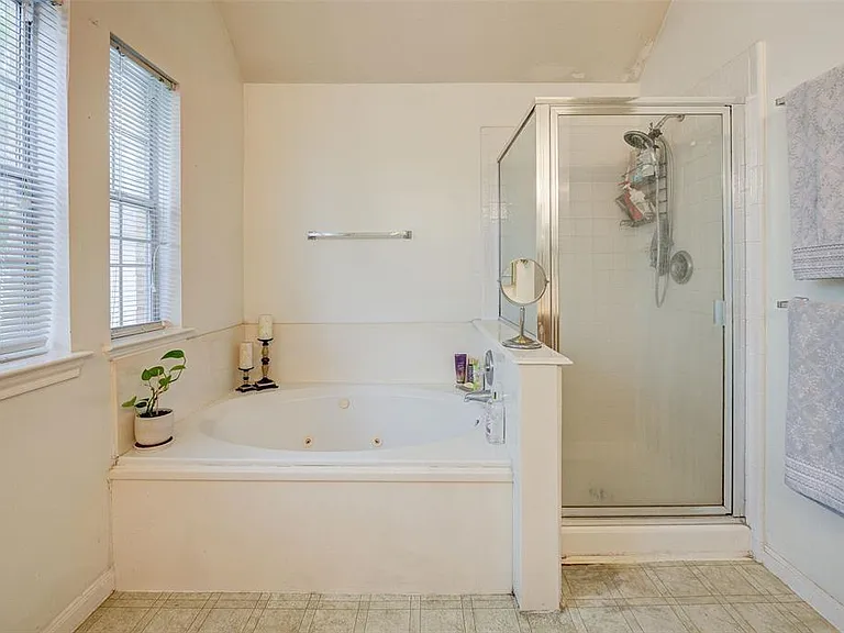 17015 Maricella Cir — Photo 18