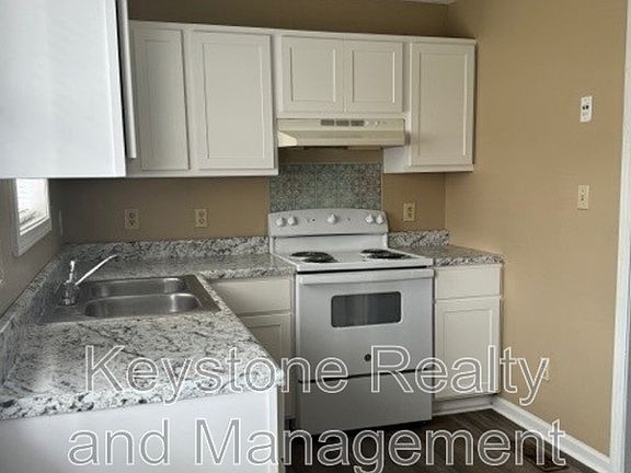 2nd image of 306 Thompsonville Ln APT 905
