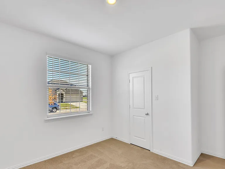 5126 Penrose Dr — Photo 20