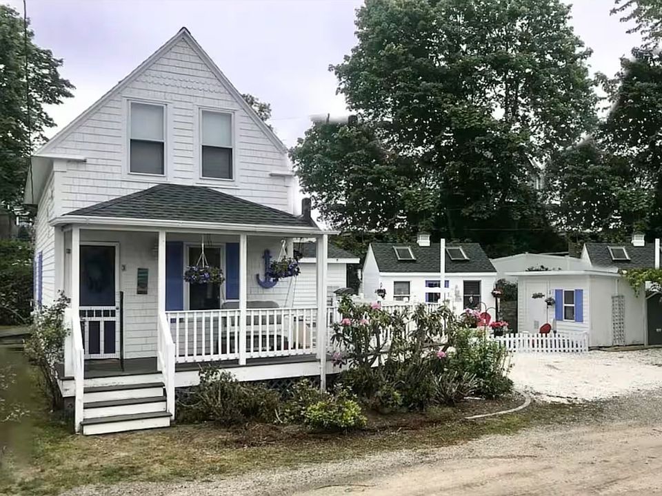 1st image of 3 Locust St