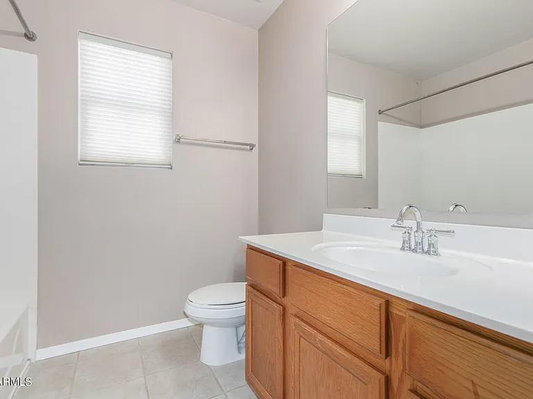204 W Mountain Sage Dr — Photo 35