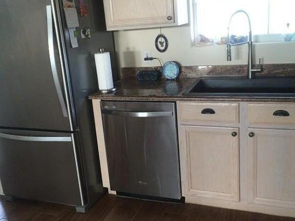 5th image of 5075 Palm Dr