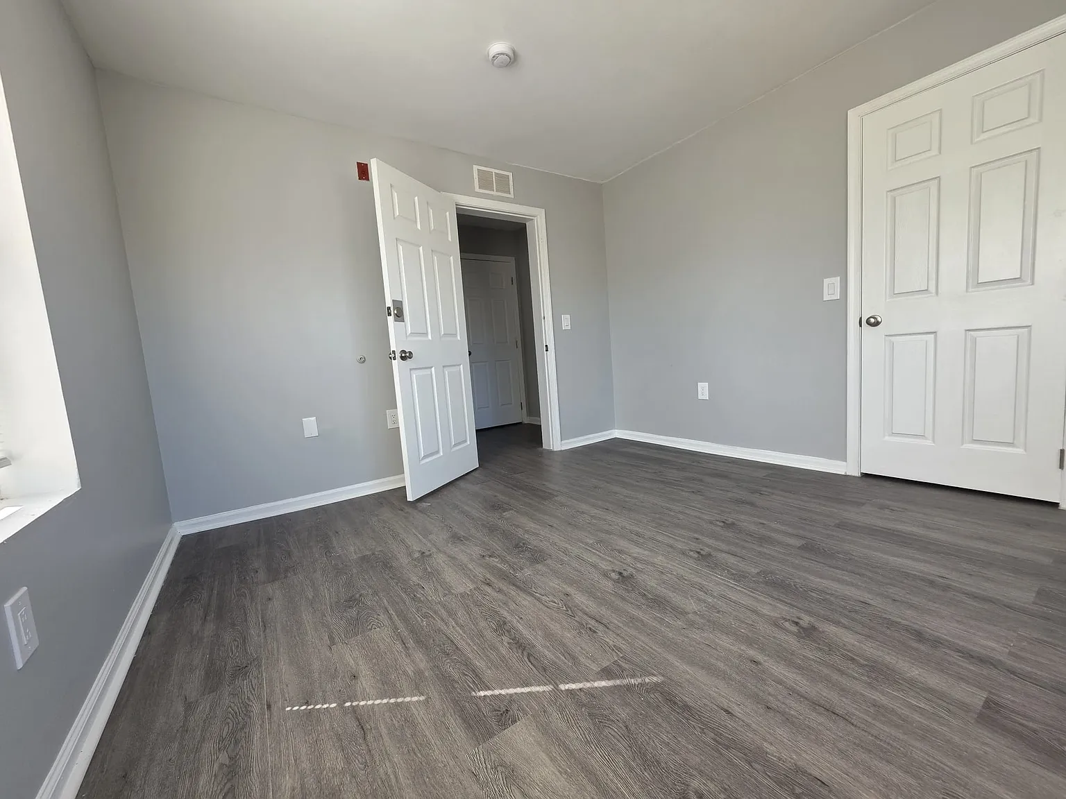 225 N Tatnall St — Photo 4