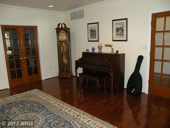 4th image of 339 W Prospect Bay Dr
