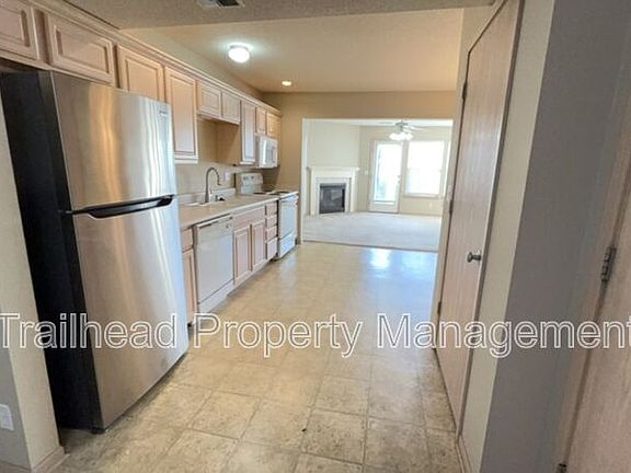 3rd image of 4419 NE 83rd St