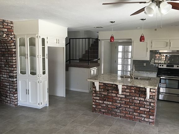 Kitchen, main