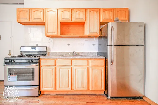 Rented by MySpaceNYC | media 13