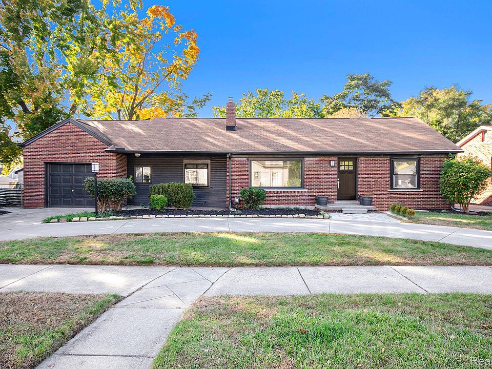 1st image of 638 Nahma Ave