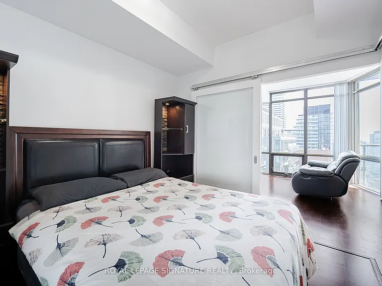 832 Bay St #3307 — Photo 20