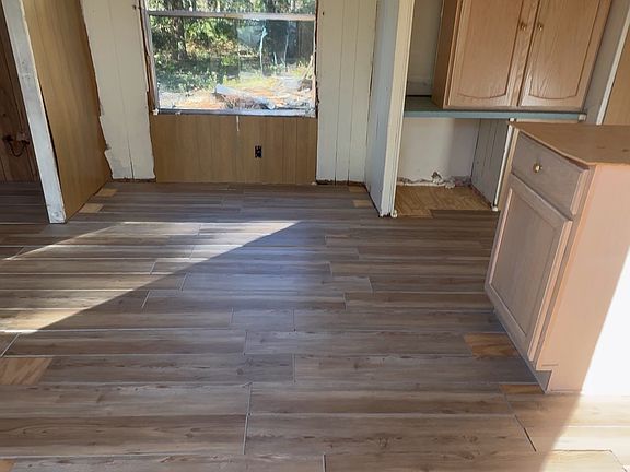 2nd image of 4045 N Holiday Dr