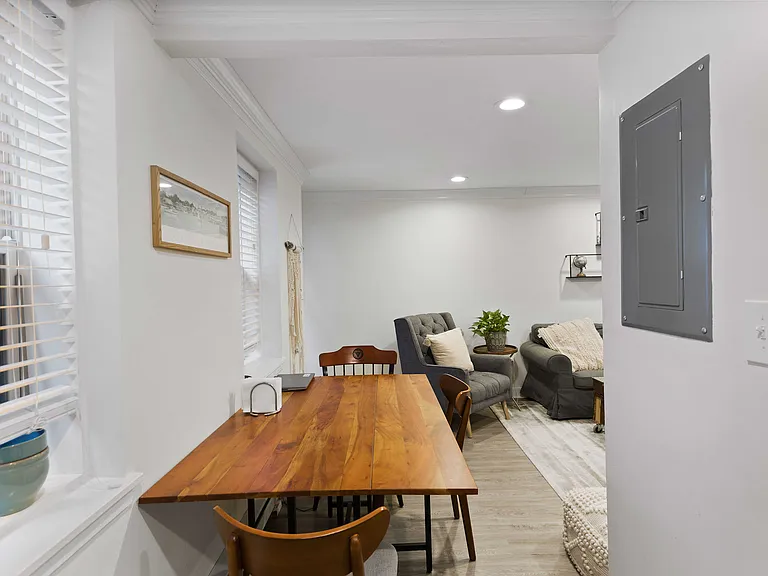 101 W Springfield St #1 — Photo 6