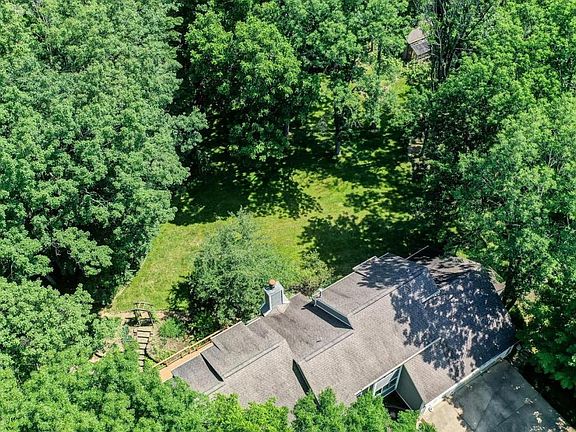 4th image of 3690 Tonti Dr