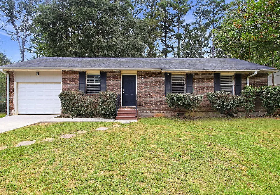 6133 Fieldcrest Dr