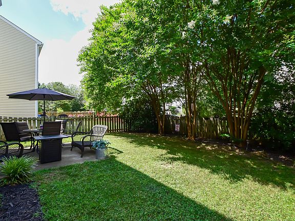 5th image of 2050 McKenzie Creek Dr