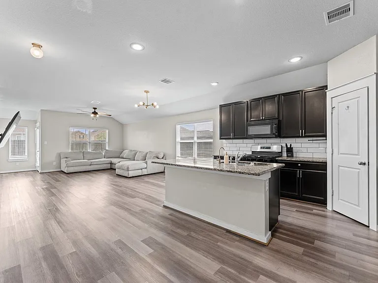 31502 Kailua Dr — Photo 5
