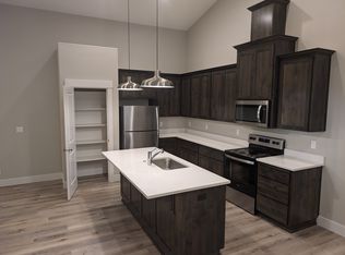 450 NE Pine St, Sublimity, OR 97385