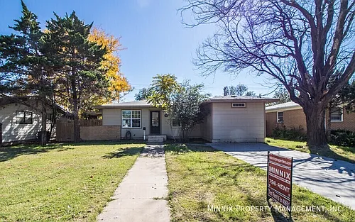 4303 43rd St Photo 1