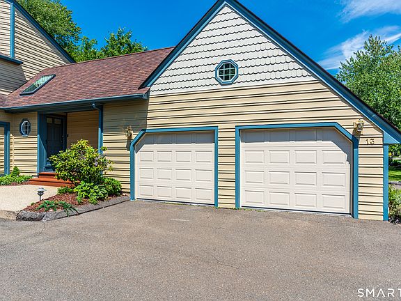 2nd image of 13 L Hermitage Drive #13