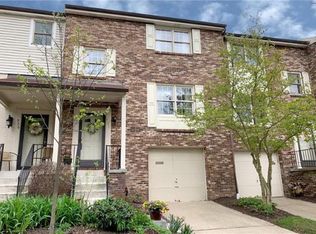 924 River Oaks Dr, Pittsburgh, PA 15215